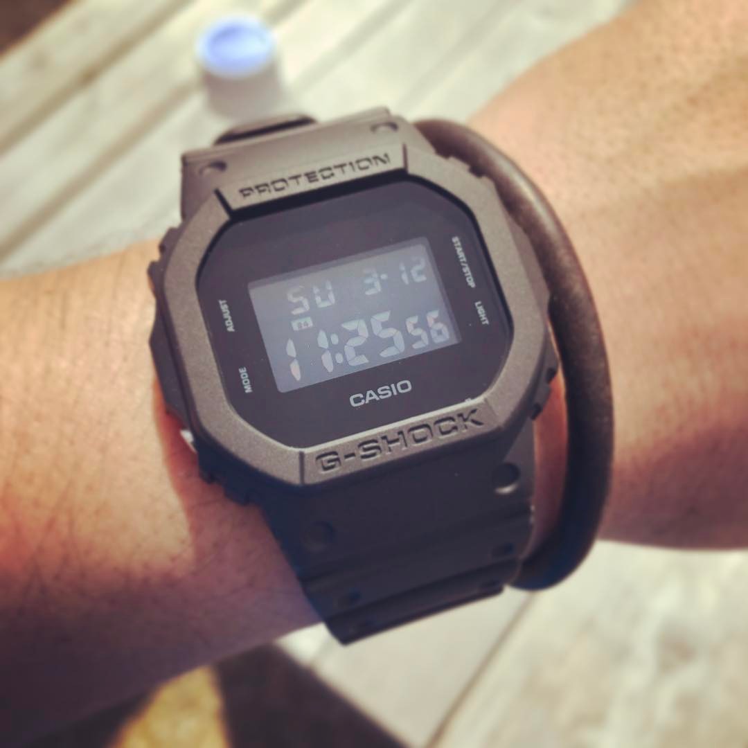 G-SHOCK DW 5600BB-1