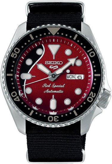 SEIKO 5 SPORTS AUTOMATIC SRPE83K1 BRIAN MAY RED SPECIAL LIMITED EDITION 9000pcs